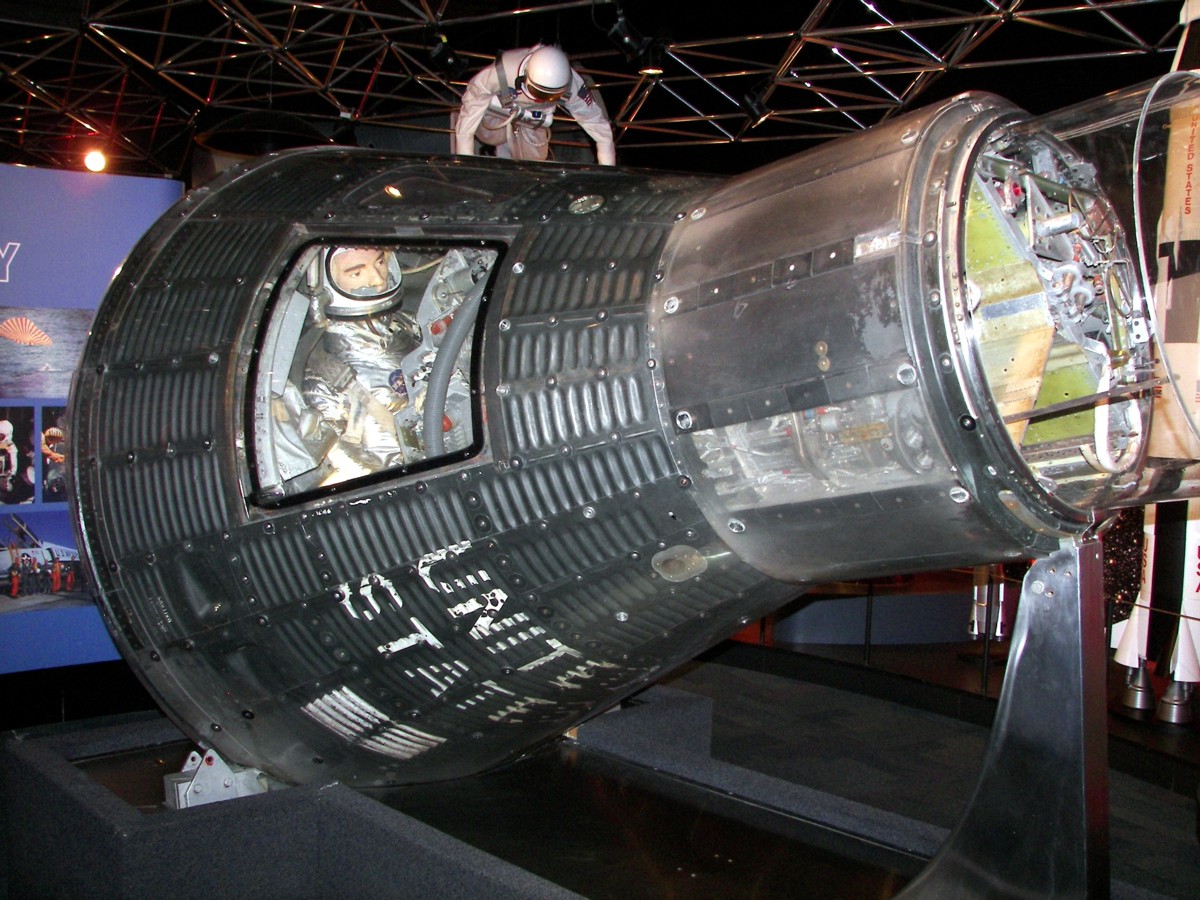 project mercury capsule